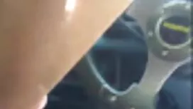 Mia Lina. Ich kam herein, um ein Gespräch mit einem jungen sex mit frauen kostenlos Mann auf der Couch zu führen, und ich kann mir nicht helfen.