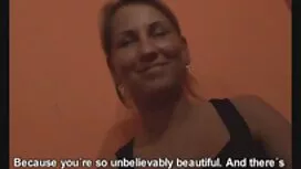 Zwei schöne Frauen machen Liebe mit einem Mann. Mann, ihn zu besuchen, und hatte nicht erwartet, wie alles perfekt für ihn sein wird. Sie saßen am Tisch und beginnen zu streiten. Zwei Mädchen lieben sich und ein Mann gratis sex mit frauen hängt an ihnen und macht sie verrückt.