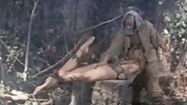 Streicheln leeren Muschi. sex für umsonst Junge Schönheit entkleiden und beginnen zu streicheln pussy.