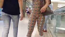 Sie genoss sex mit einem Mann. Es ist ein Zustand eines kostenlose erotiktreffen schönen Blowjob im Kopf und einer Bewegung von oben am Ende.