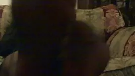 Der besprochene Mann in einem blauen T-Shirt tel sex kostenlos hat Sex mit zwei Lesben in einer Scheidung, sie sind in der Vagina und im Mund.