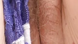 Mutter und Sohn. Männer, die seine Mutter überall aßen, im Badezimmer, dann im Schlafzimmer und dann, als er in der Küche zu Abend frauen für sex kostenlos aß, kroch er in seine und sein Krebs ist klein.
