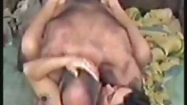 Fick zwei haarige Jungs. Die Mädchen waren glücklich und beginnen, sex zu genießen. Sie setzten einen Fuß in geile schlampen kostenlos die Grube.