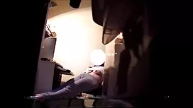 Ich habe eine Prostituierte für zwei Menschen getötet. Zwei Geschäftsleute sitzen und gelangweilt, und dann scheint es wie eine gute sex kostenlos für frauen Idee. Sie nennen eine Kuh und lieben sich.