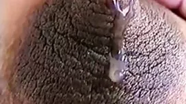 Krebs porno massage. Er beiläufig auf der Couch liegen reife geile frauen kostenlos und genießen