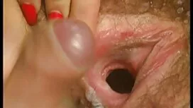 Großer Schuss in den Mund und den Körper einer sexy Frau mit viel Sperma in Zeitlupe. deutsche sex kostenlos