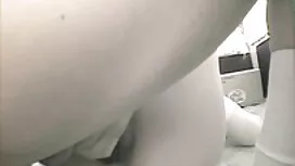 Blonde Kerry Louise, ein Soldat im Wohnzimmer, schluckte free sex mollig eine große Menge Sperma.