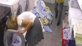 Adams Brooke mit einem sex privat kostenlos Kerl. Küssender Mann in seinen Armen