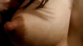 Ein betrunkenes Mädchen mit einem geliebten trinken, entspannen und Wodka trinken am Fluss. Ein Schmetterling flog um sie herum, ein Mann schlug seiner Freundin vor, ein Video aufzunehmen, in dem er mit einem Schmetterling schlief. Sie lag auf dem Rücken und stürzte, dass dumm, begannen die Mädchen Schmetterling auf den Arsch seines Geliebten zu pflanzen. Dann nahmen sie eine Heuschrecke und kitzeln weiterhin den Kopf des Penis. Grasshopper packte das empfindliche Fleisch des Menschen, versuchen, raus, Beine, whatsapp sex kostenlos Schwanz, von, Mann, wo hat er schreien und sagen, wie die Insekten bewegen. Die Frau lachte, nahm aber weiterhin Videos auf.