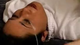 Das Mädchen wartet auf den Mann, ein Badezimmer im Badezimmer, aber nicht zu warten und Sex ohne einen Mann zu haben. Wischen Sie den Rücken mit Schaum ab, sie kämpfen mit großen Titten. Nach dem Bad gehen sie Sex im Haus, wo sie begannen, ihre Löcher auf dem kleinen Sofa zu lecken. Ein Mann trat ein und begann sie abwechselnd in alle Löcher zu schlagen. Ich schlief mit einer Frau anderen Pussy, während drehen kostenlos sex haben Sie alle über. Brutal ist erste Klasse, und der Mann, der auf beiden Lippen beenden.